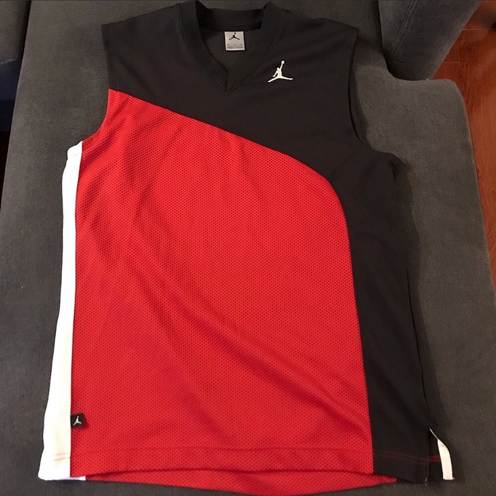 JORDAN V-neck basketball Jersey